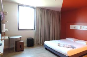ibis budget Amiens Centre Gare - photo 4