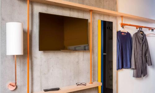 ibis budget Amiens Centre Gare - photo 3