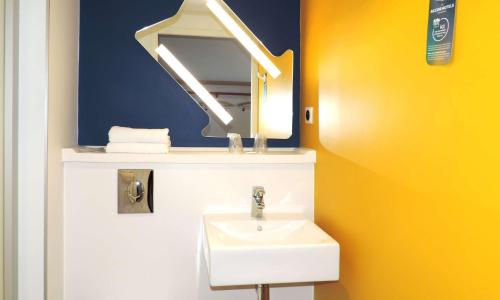 ibis budget Amiens Centre Gare - photo 2