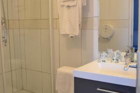 Hotel Central Anzac - photo 6